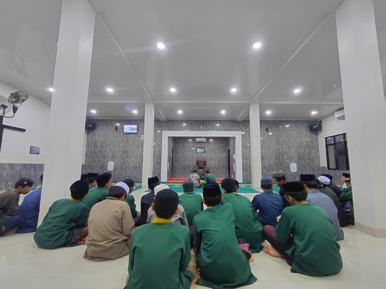Khataman Al-Qur’an 30 Juz dalam Sehari di Ma’had Sabilul Qur’an