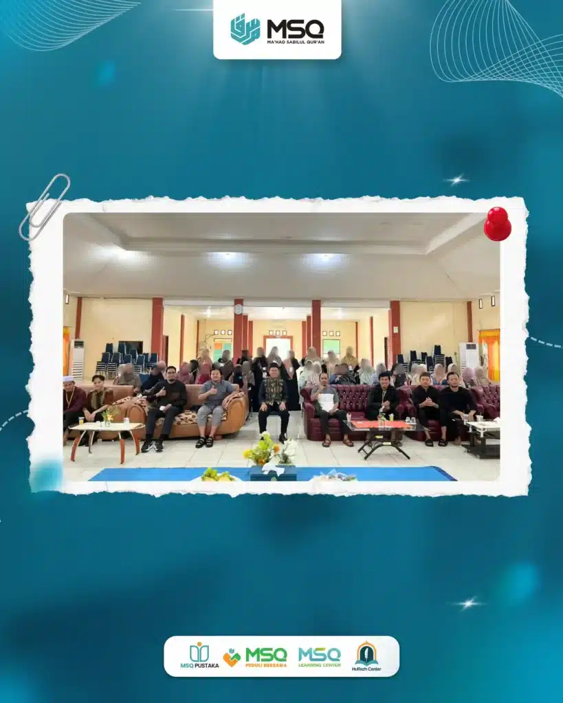 Foto: Ustadz Agus Fadilla Sandi bersama para peserta Training Pendidikan Guru yang digelar di Graha Aparatur Pemkab Bangka Barat, Sabtu (27/12/2025). (Dok. SQC)