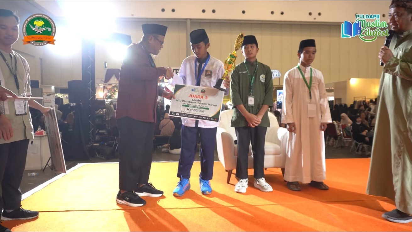 pemberian hadiah tingkat smp